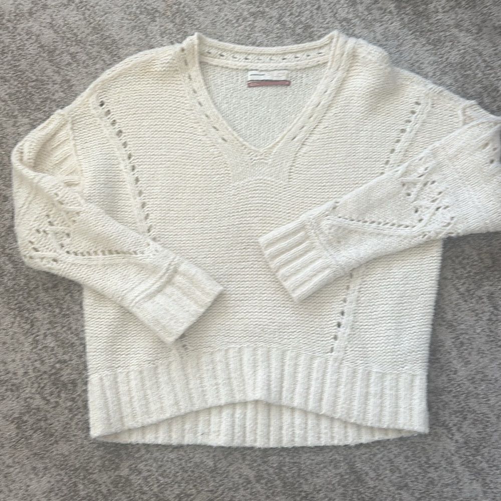 Anthropologie Pilcro Marla Ivory V-Neck Cropped Oversized Sweater XS-M - Picture 2 of 9